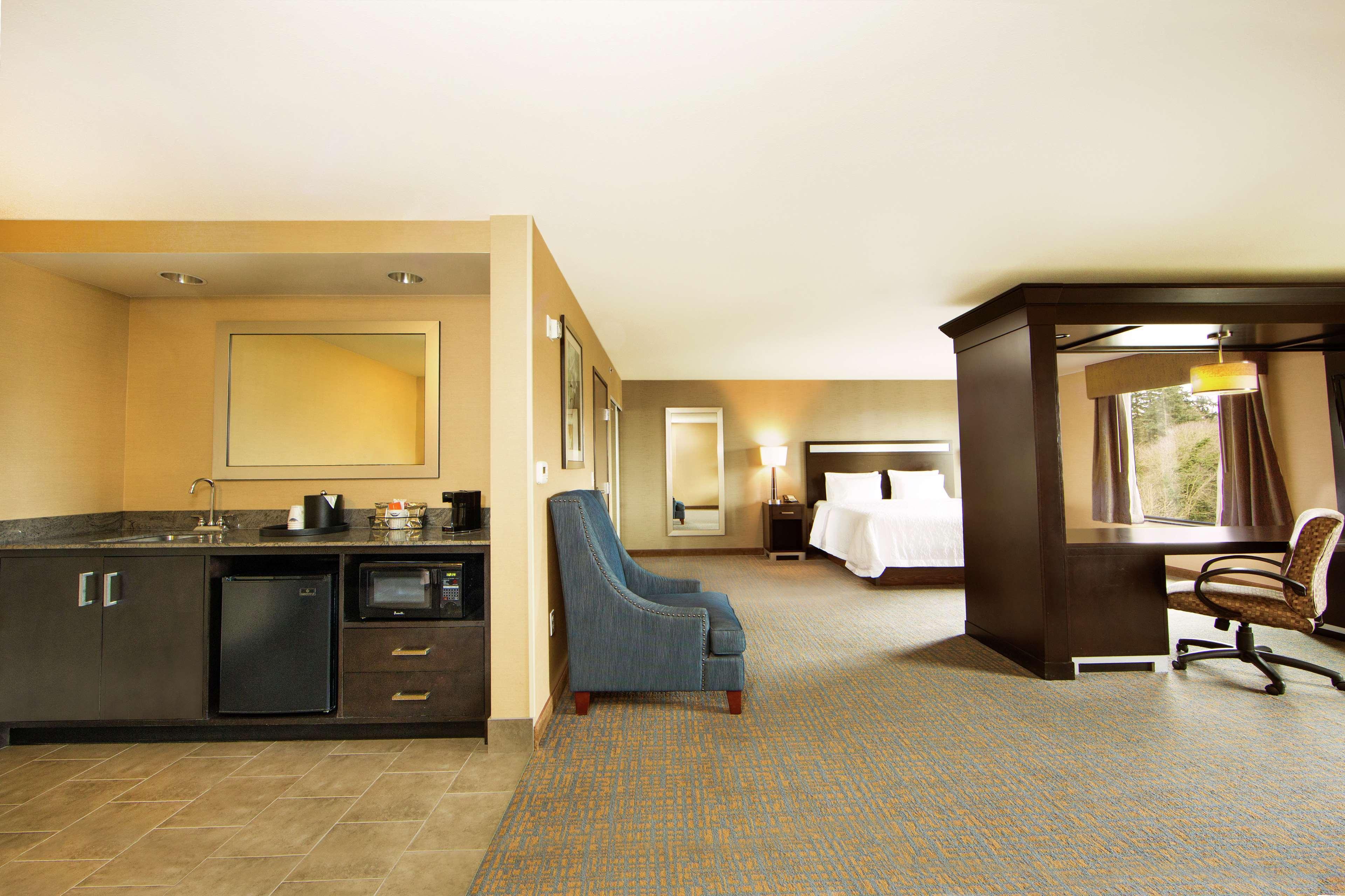 Hampton Inn & Suites Tacoma/Пуйаллап Экстерьер фото